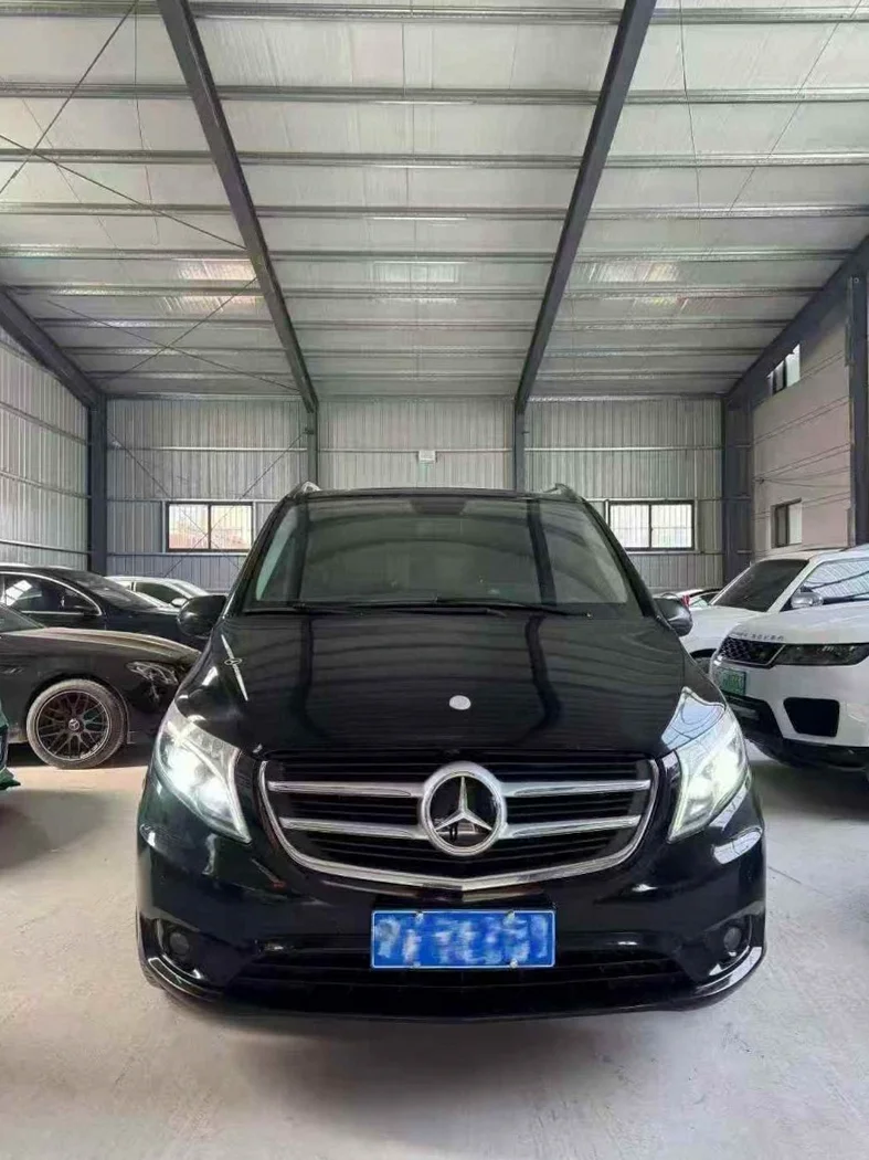 19年奔驰威霆自动豪华七座MPV