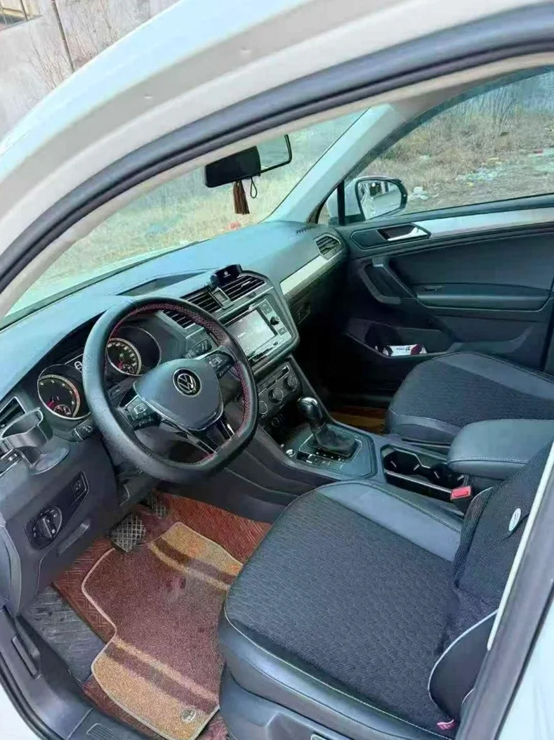 大众途观 后面外观二