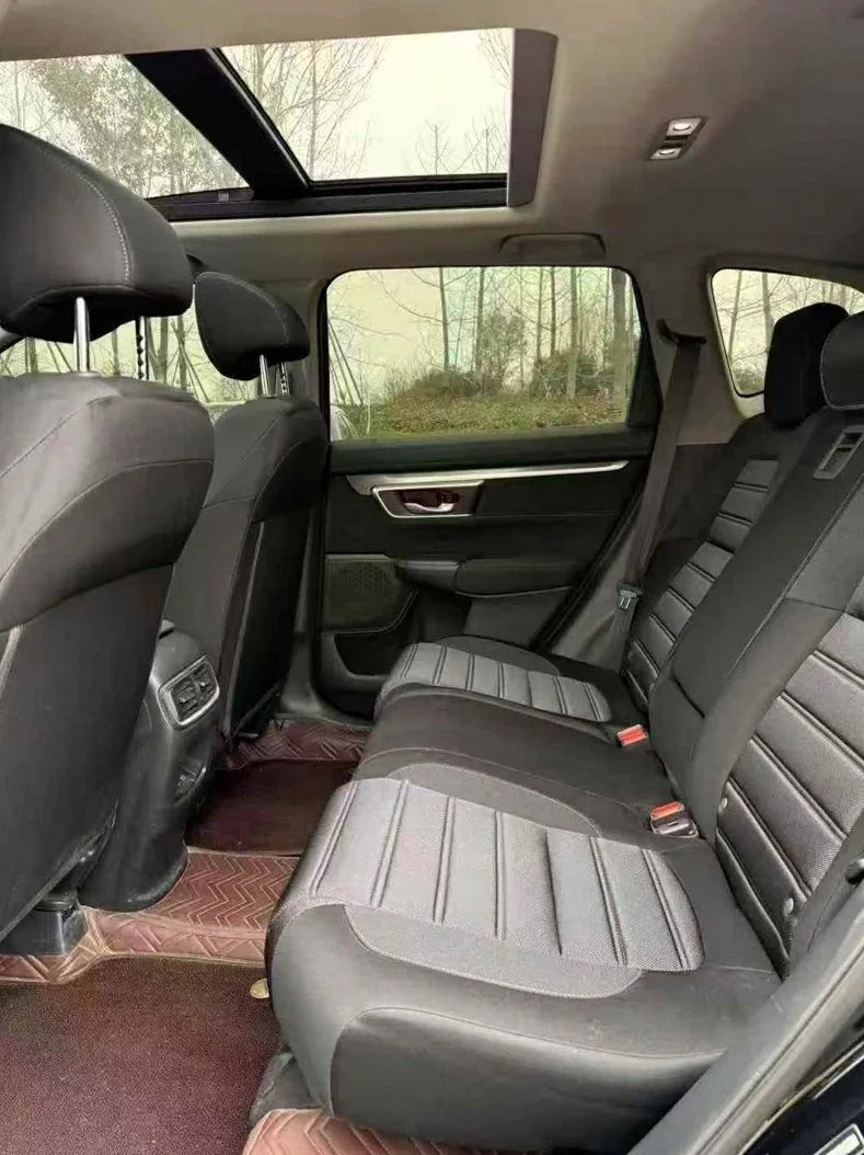 本田皓影 后面外观二