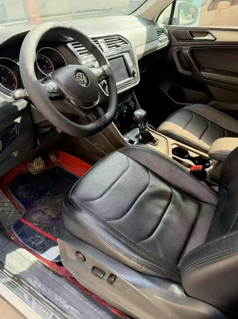 大众途观 后面外观一