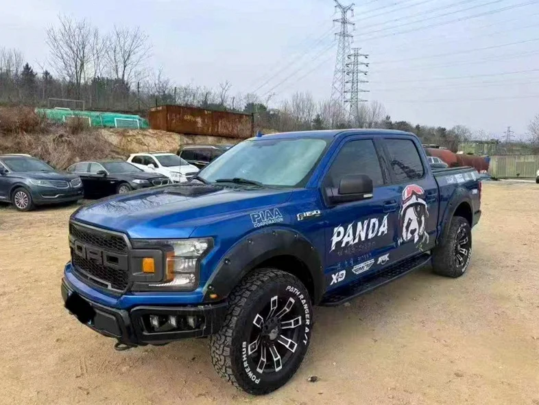 福特猛禽 正面外观二