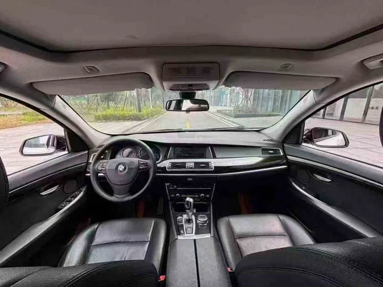 宝马5系 后面外观三