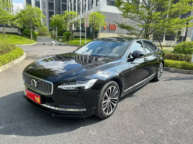 沃尔沃S90 内饰前排