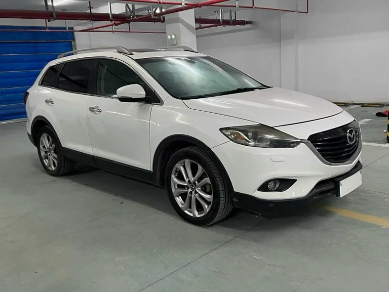 马自达CX-9 正面外观三