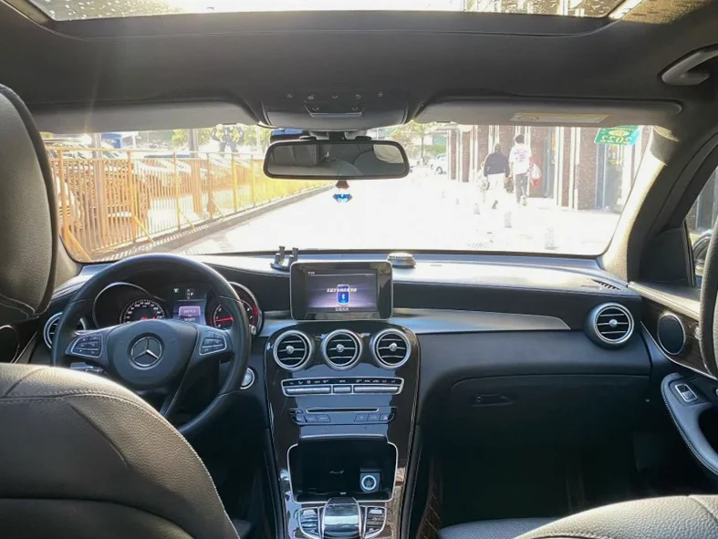 奔驰GLC 后面外观三