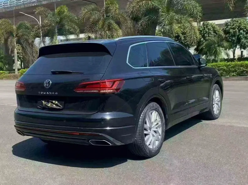 大众途锐 驾驶室