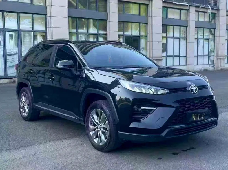 丰田威兰达 正面外观二