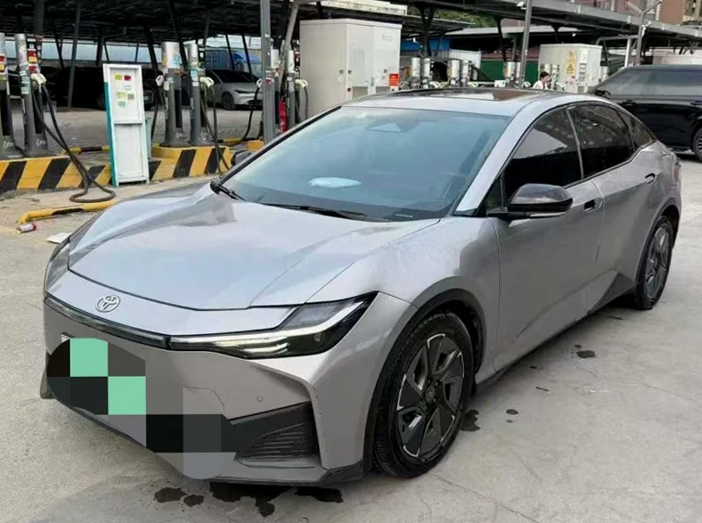 丰田BZ3Pro 正面外观二