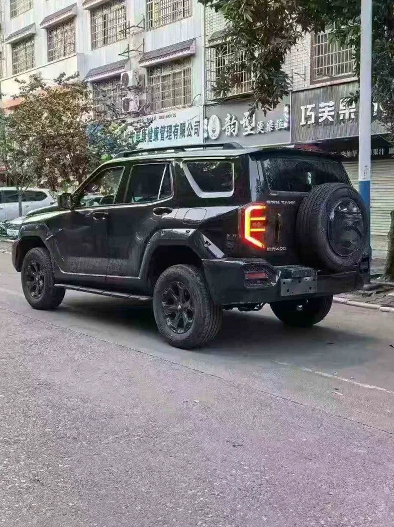 长城汽车坦克 正面外观三