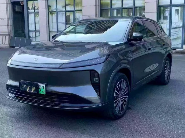 风神 正面外观三