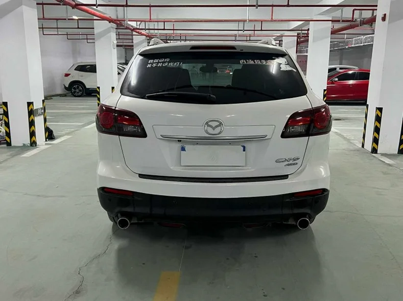 马自达CX-9 驾驶室