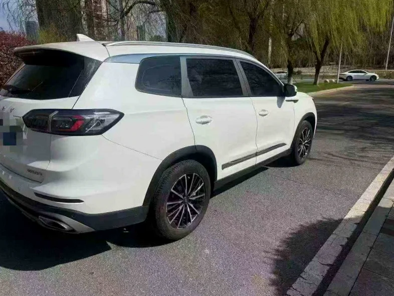 奇瑞瑞虎 内饰前排