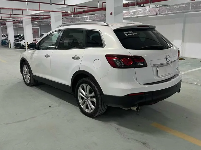 马自达CX-9 内饰前排