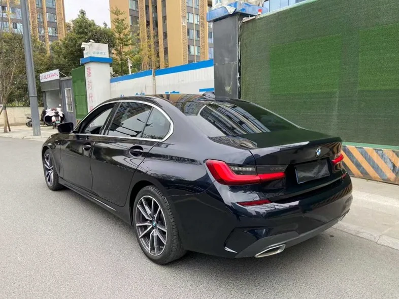 宝马3系 内饰前排