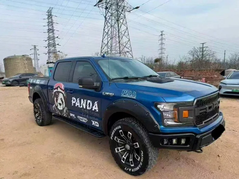 福特猛禽 正面外观三