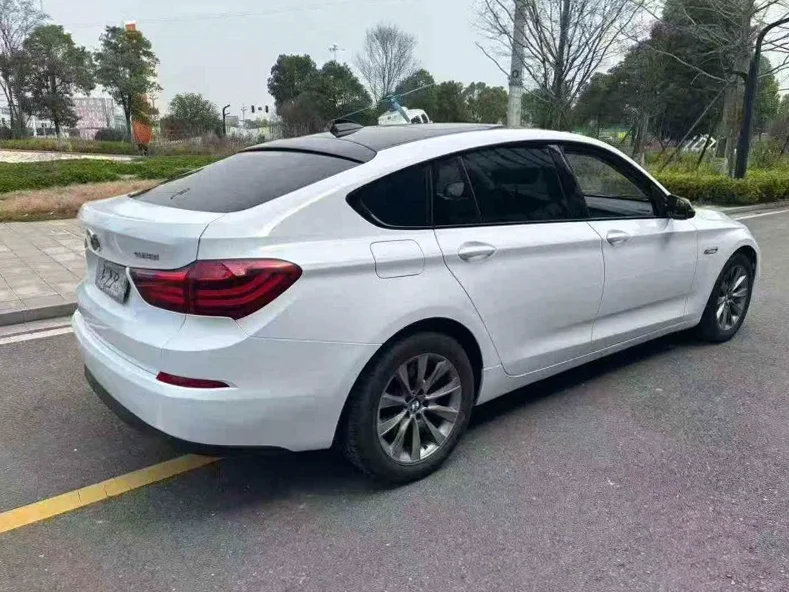 宝马5系 内饰前排