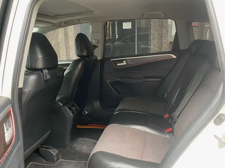 本田杰德 后面外观三