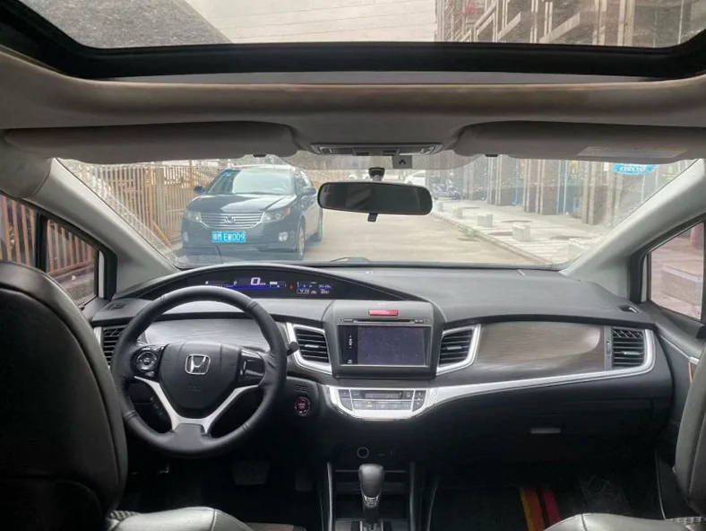 本田杰德 正面外观三