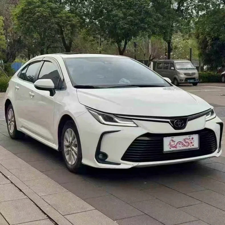 丰田卡罗拉 正面外观二