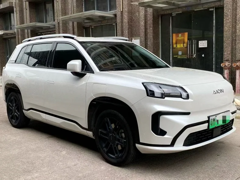 传祺埃安V 内饰前排