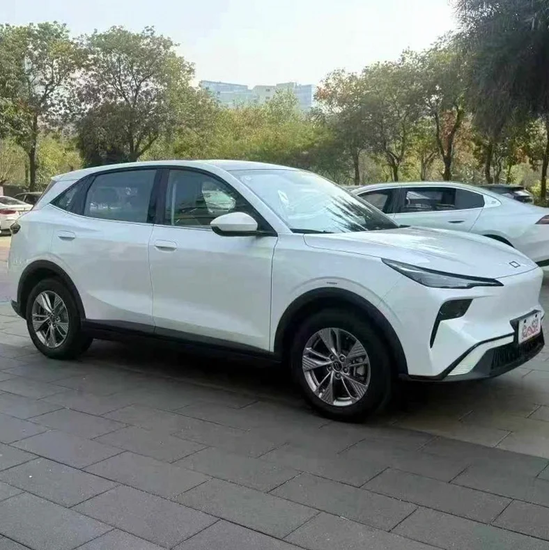 奔腾悦意 正面外观二