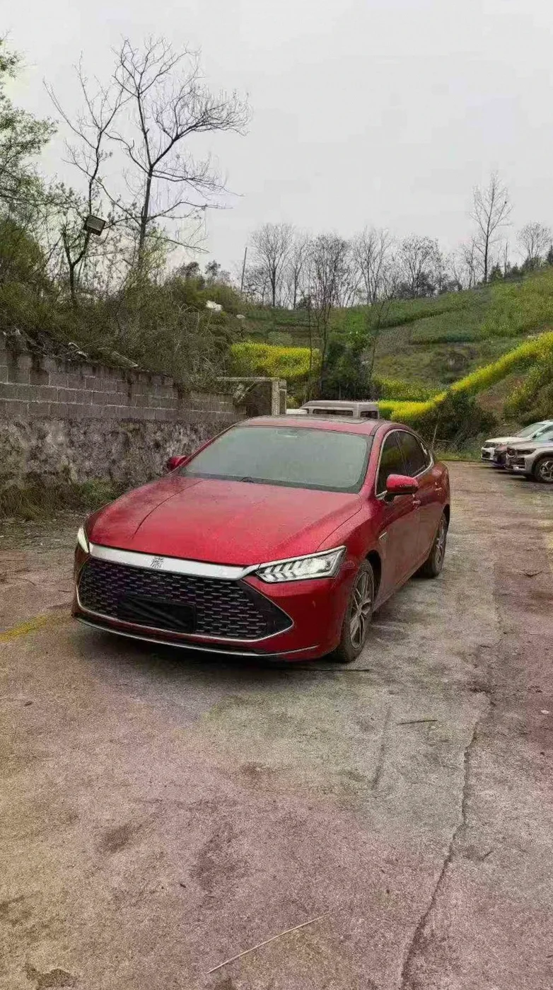 比亚迪秦 正面外观三