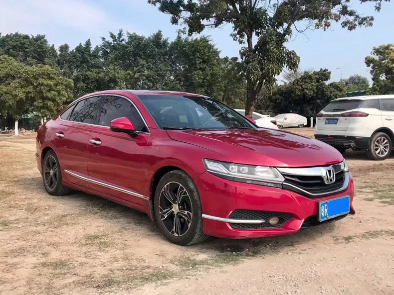 本田思铂睿 正面外观二