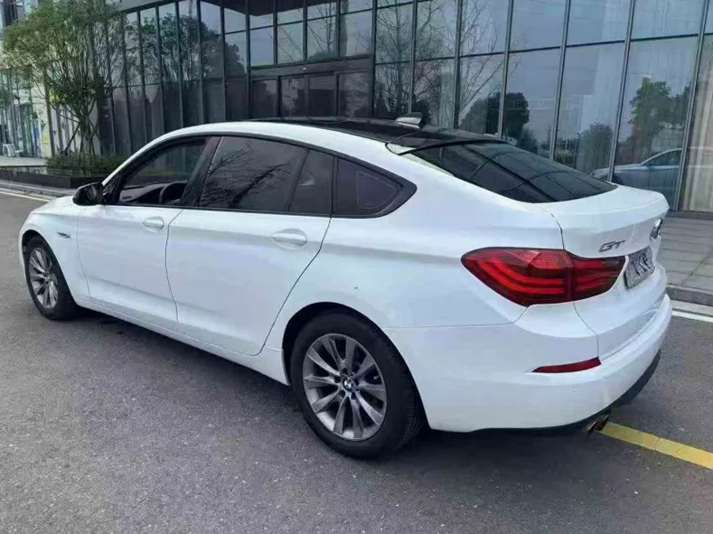 宝马5系 内饰后排