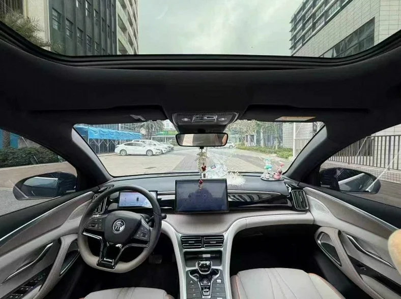 比亚迪宋 后面外观二