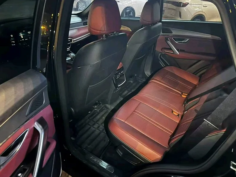 奇瑞捷途 后面外观二