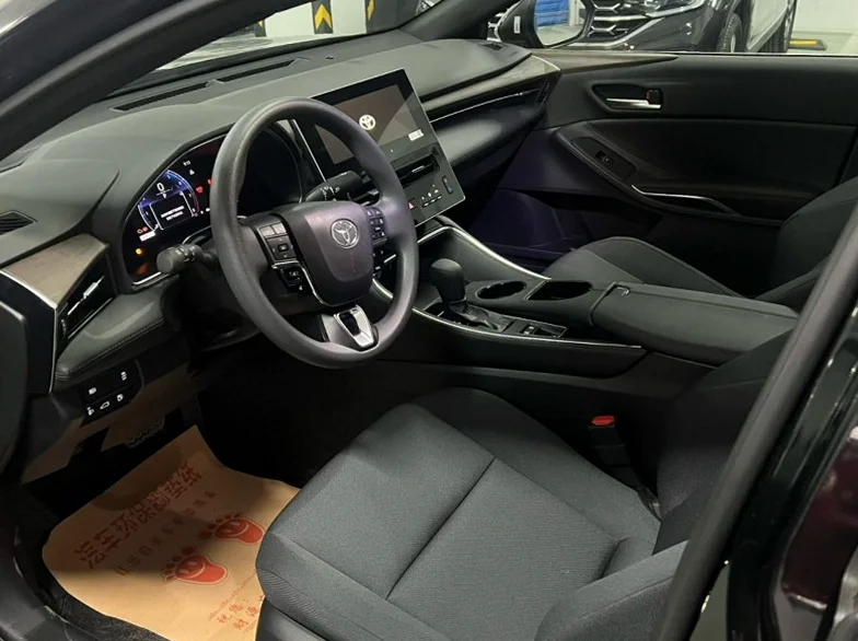 丰田亚洲龙 后面外观三