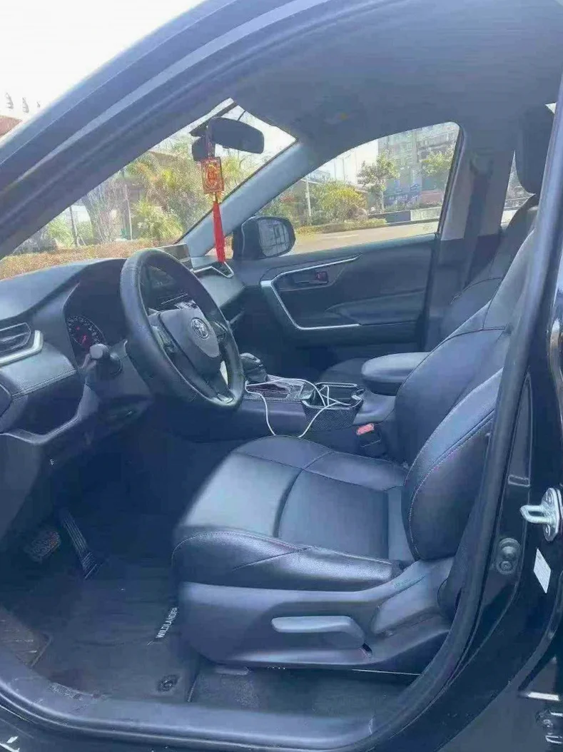 丰田威兰达 后面外观二