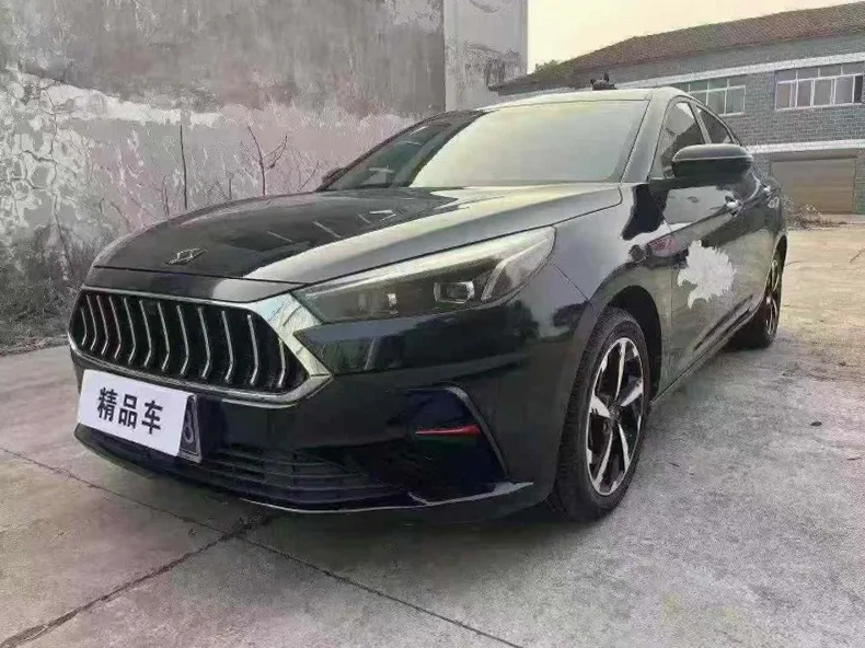 江淮A5 正面外观三