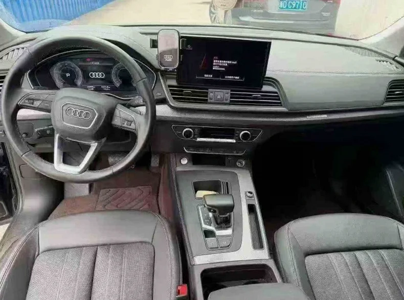 奥迪Q5 后面外观一