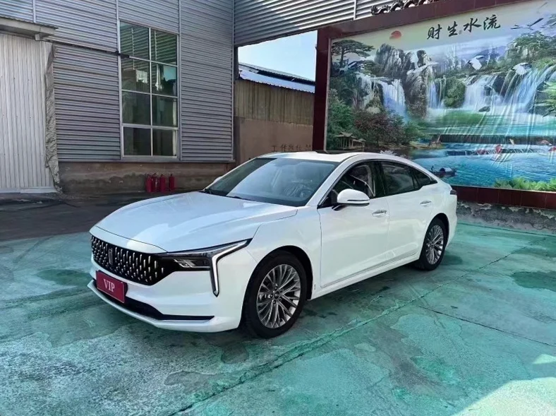 奔腾B70 正面外观二