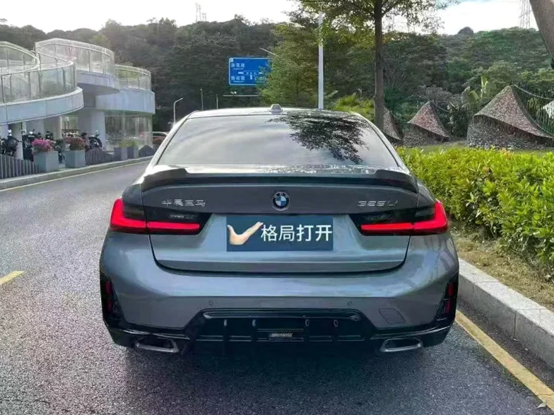 宝马3系 驾驶室