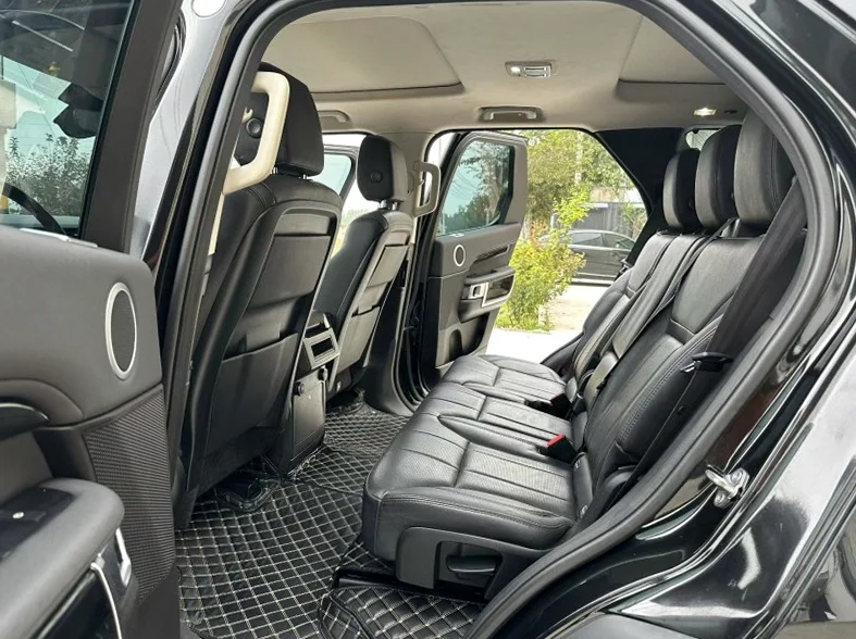 路虎发现 后面外观三