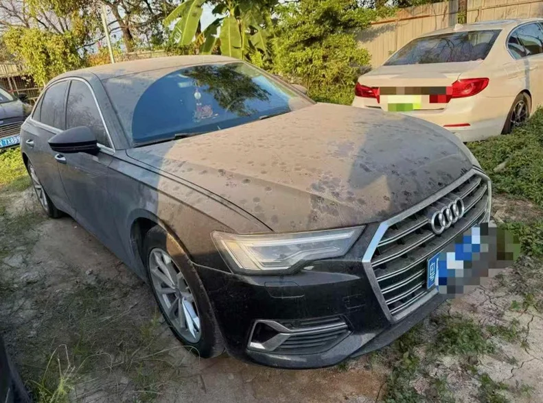 奥迪A6L 后面外观一