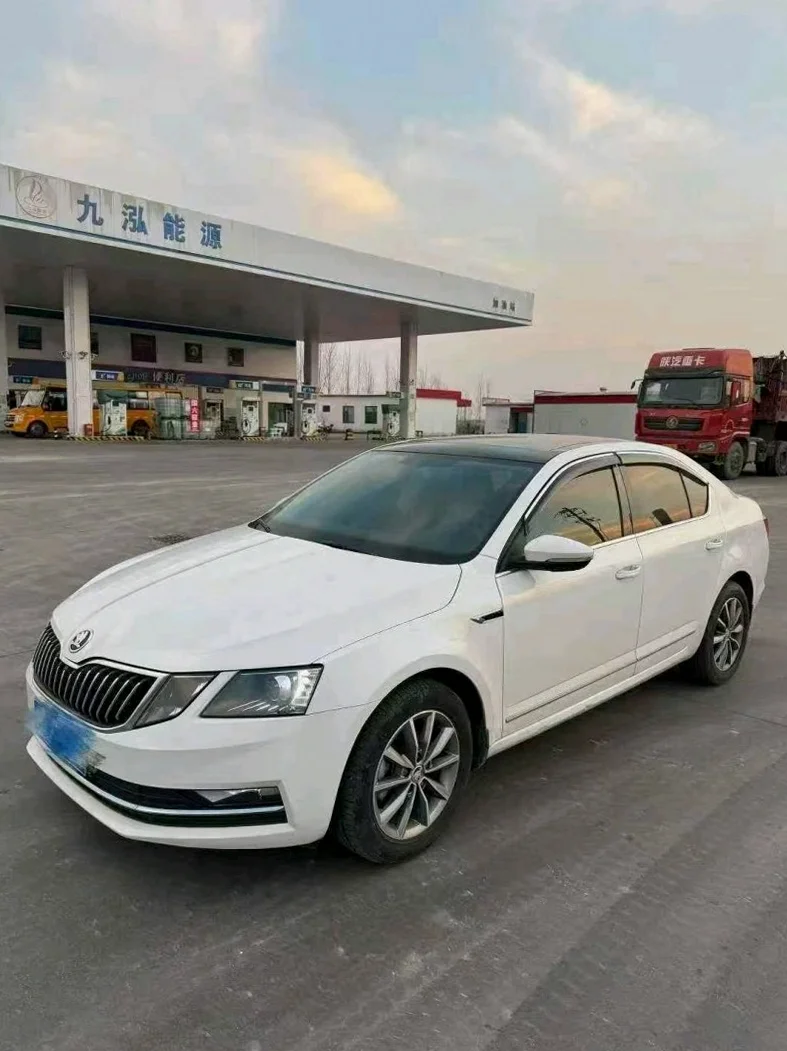 斯柯达明锐 正面外观三