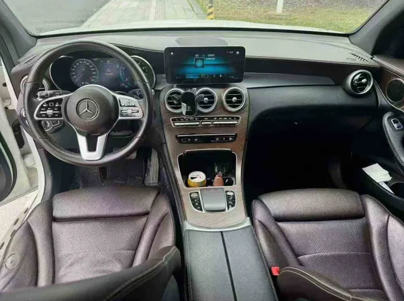 奔驰GLC 后面外观三