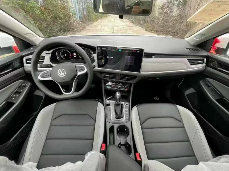 大众宝来 内饰后排