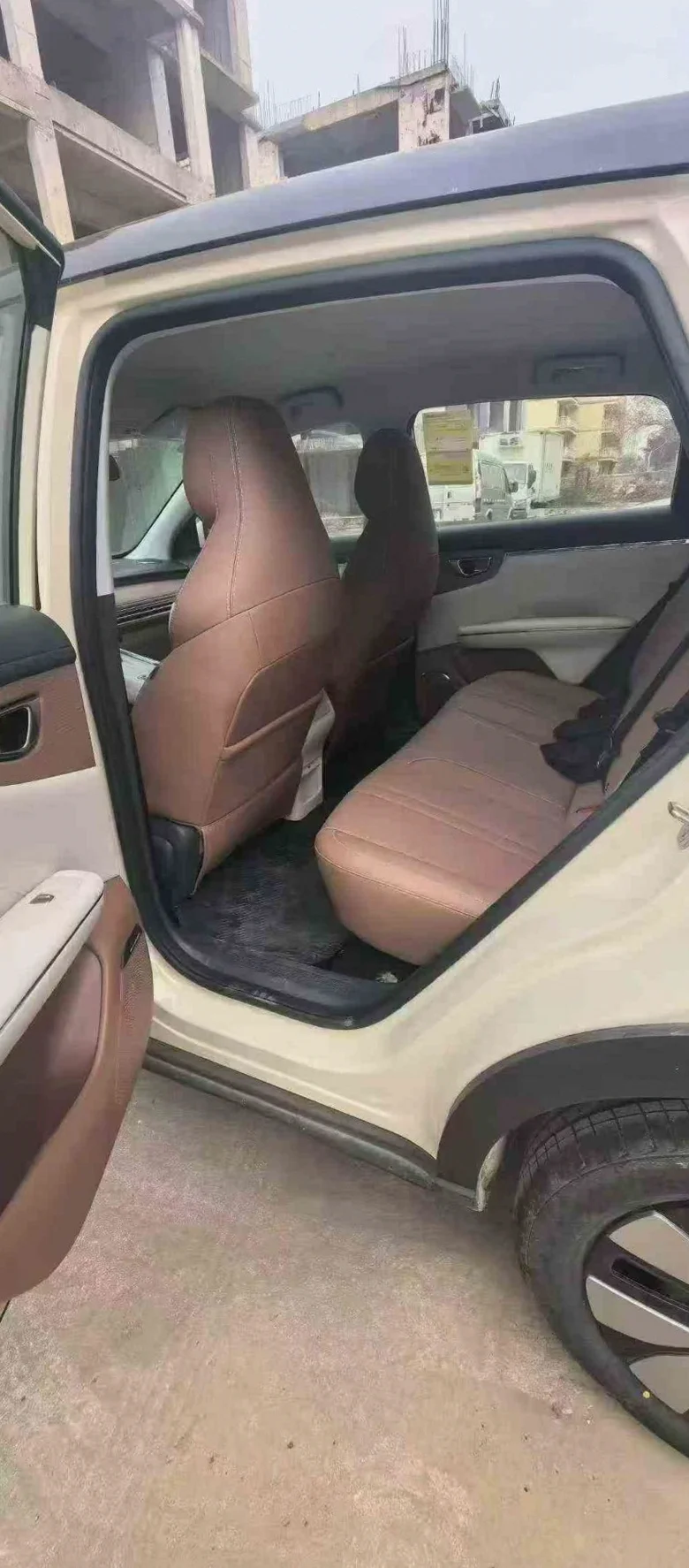 五菱汽车缤果 后面外观一