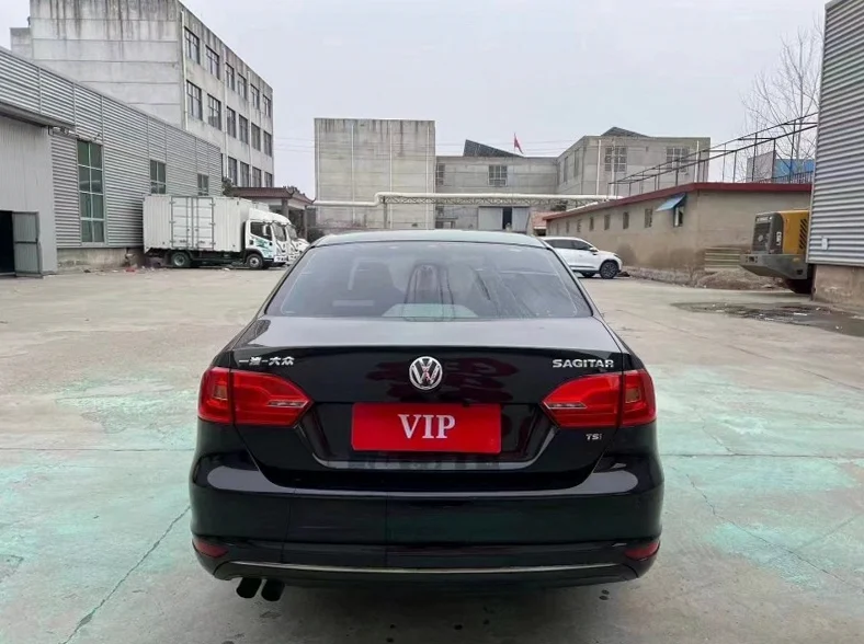 大众速腾 驾驶室