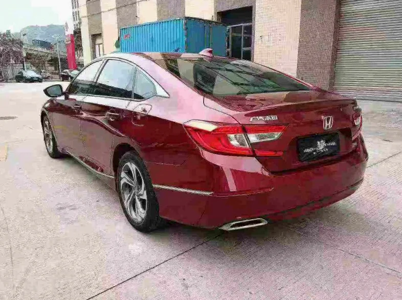 本田雅阁 内饰前排