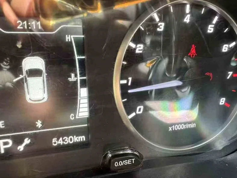 奇瑞瑞虎 内饰前排