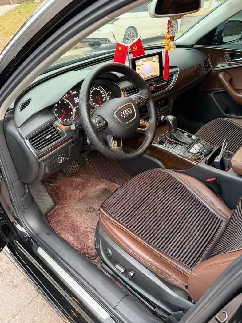 奥迪A6L 后面外观一