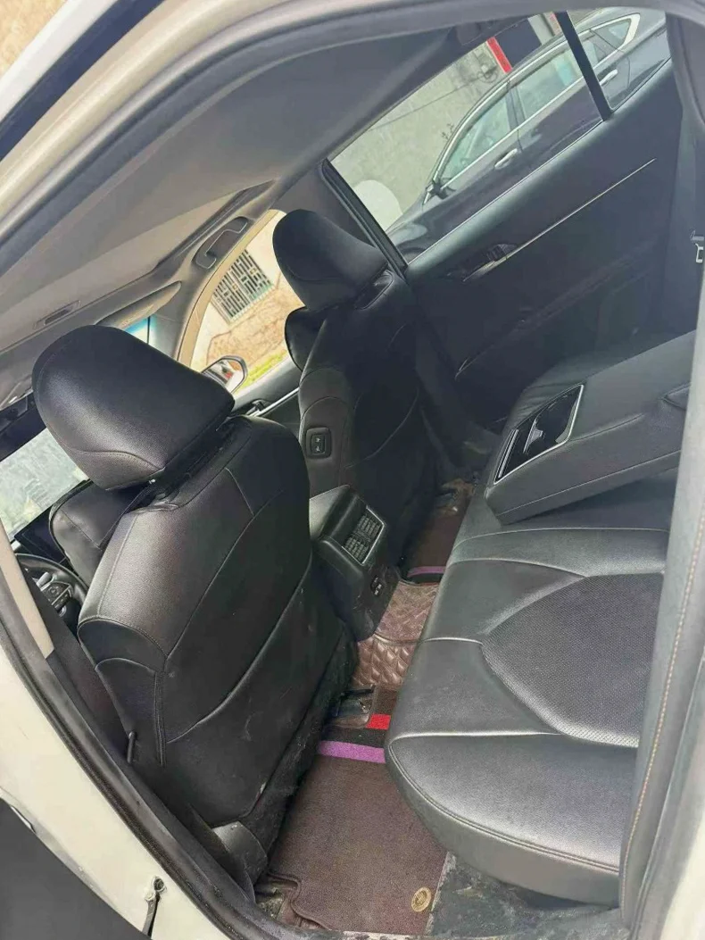 丰田凯美瑞 后面外观一