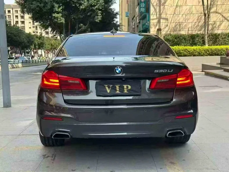 宝马5系 驾驶室