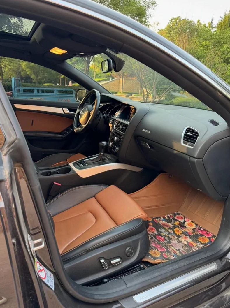 奥迪A5 后面外观三