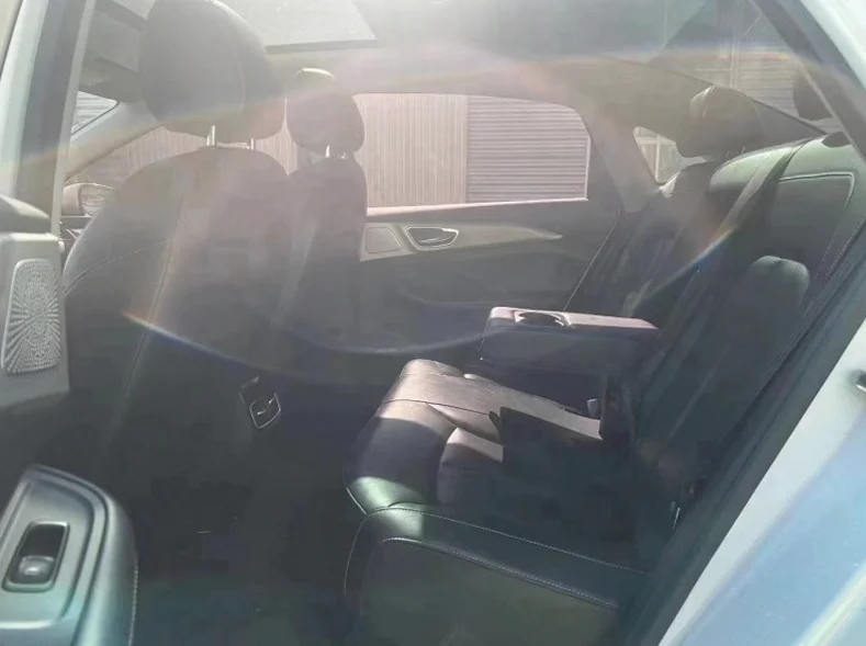 荣威i6 后面外观三